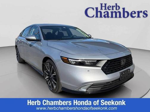 2025 Honda Accord Hybrid Touring