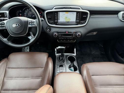 2019 Kia Sorento SX