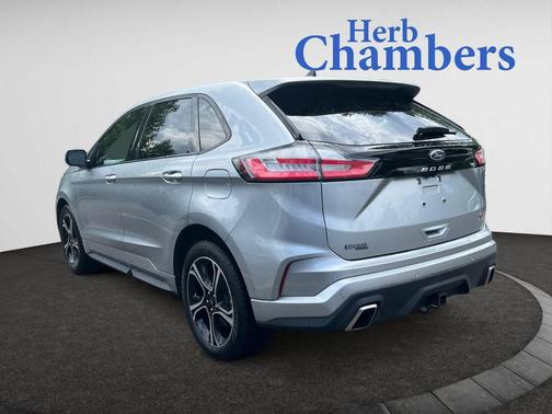 2021 Ford Edge ST