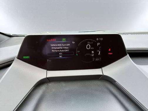 2025 Toyota Prius Plug-In Hybrid SE