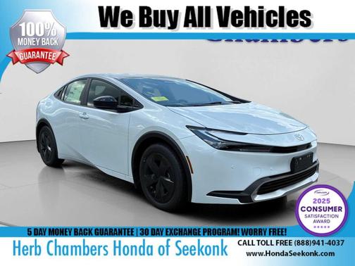2025 Toyota Prius Plug-In Hybrid SE