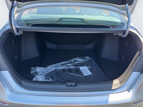 2025 Honda Accord LX 1.5T