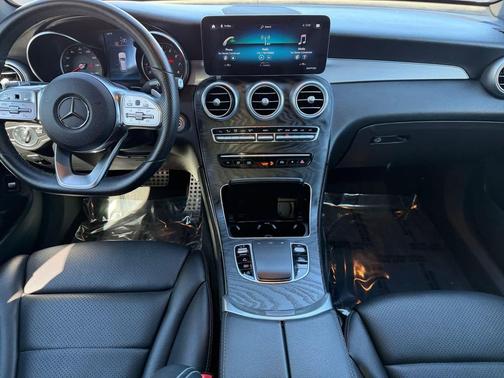 2022 Mercedes-Benz GLC 300 Base