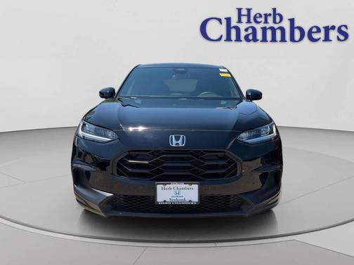 Crystal Black Pearl 2024 Honda HR-V Sport