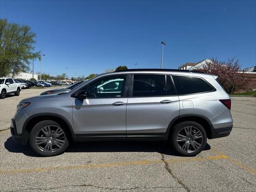 2022 Honda Pilot AWD Sport
