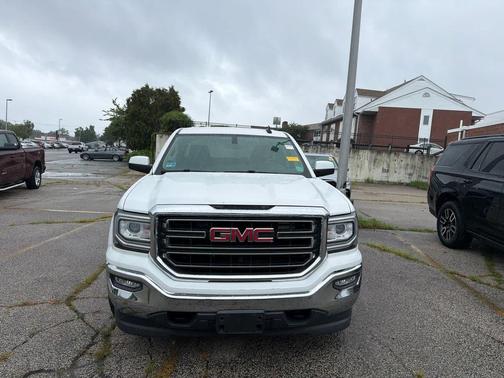 Summit White 2019 GMC Sierra 1500 SLE