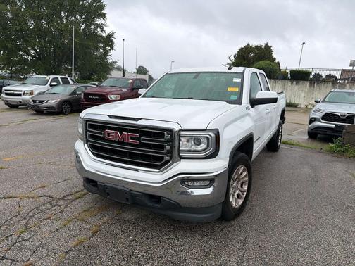 Summit White 2019 GMC Sierra 1500 SLE