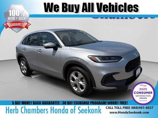 Lunar Silver 2024 Honda HR-V LX