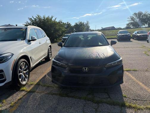Crystal Black Pearl 2022 Honda Civic EX
