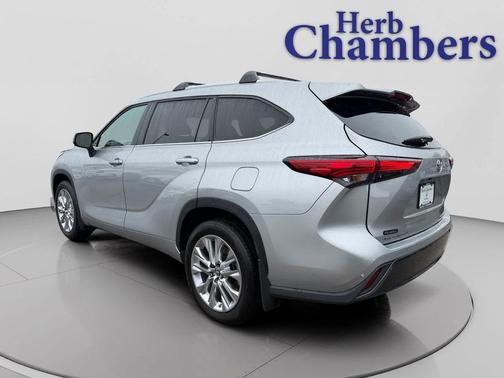 2023 Toyota Highlander Limited