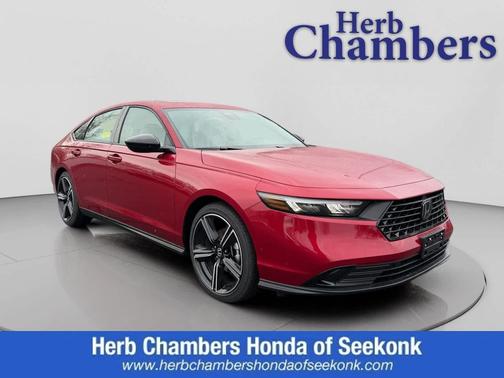 Radiant Red Metallic 2026 Honda Accord SE