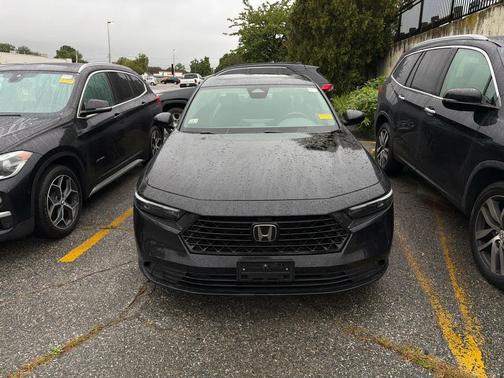 Crystal Black Pearl 2024 Honda Accord Hybrid Sport