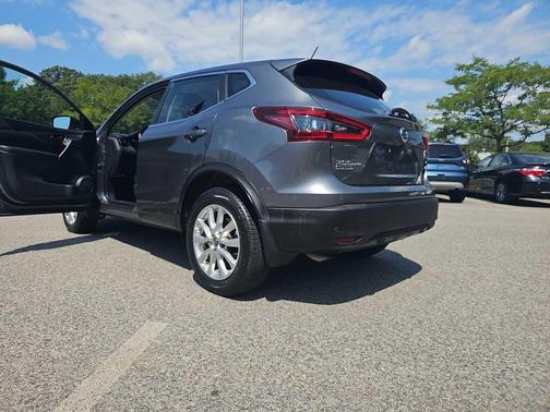 2021 Nissan Rogue Sport S
