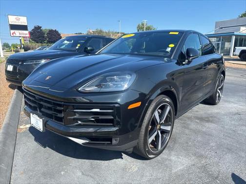 2024 Porsche Cayenne Base (Tiptronic)