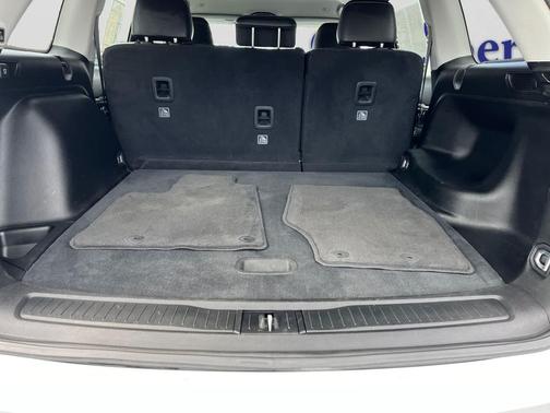Bright White Clearcoat 2023 Jeep Grand Cherokee Limited