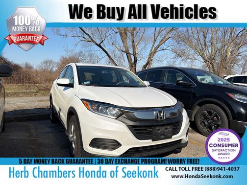 Platinum White Pearl 2019 Honda HR-V LX