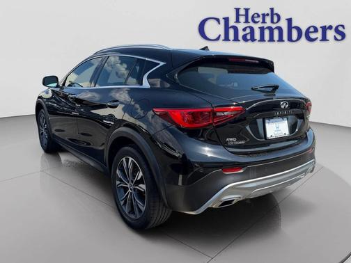 Black Obsidian 2018 INFINITI QX30 Premium