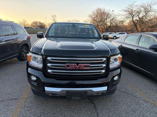 2017 GMC Canyon SLE