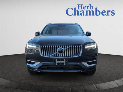 2022 Volvo XC90 Recharge Plug-In Hybrid T8 Inscription Expression 7 Passenger