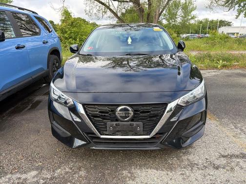 Super Black 2021 Nissan Sentra SV