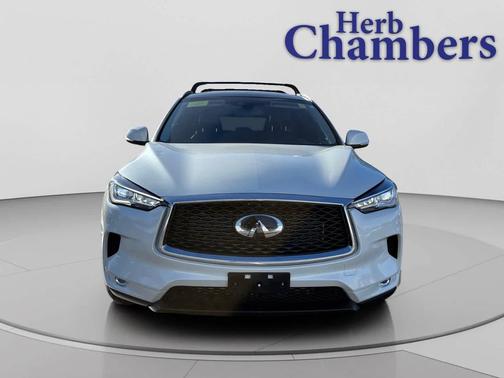 2022 INFINITI QX50 LUXE AWD