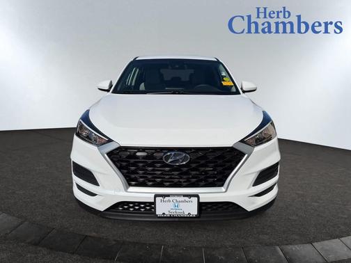 2021 Hyundai TUCSON SE