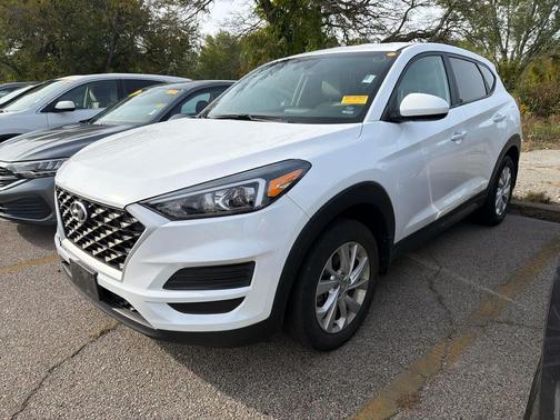 2021 Hyundai TUCSON SE