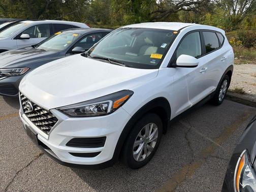 2021 Hyundai TUCSON SE