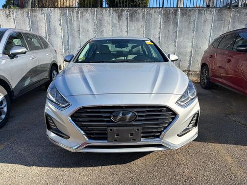 Symphony Silver 2018 Hyundai SONATA SEL