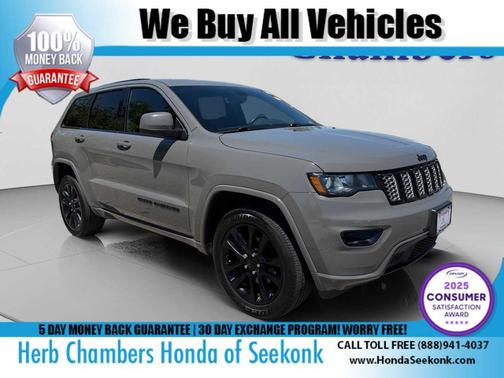 Sting-Gray Clearcoat 2020 Jeep Grand Cherokee Altitude