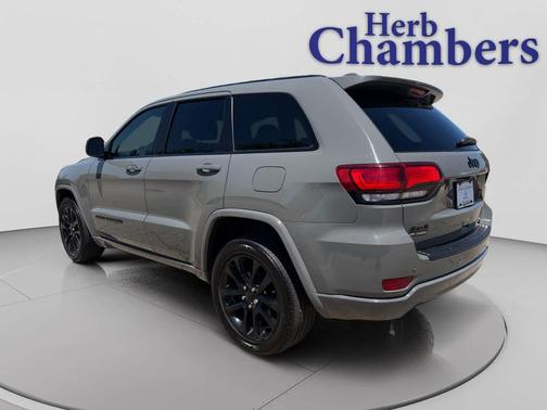 Sting-Gray Clearcoat 2020 Jeep Grand Cherokee Altitude