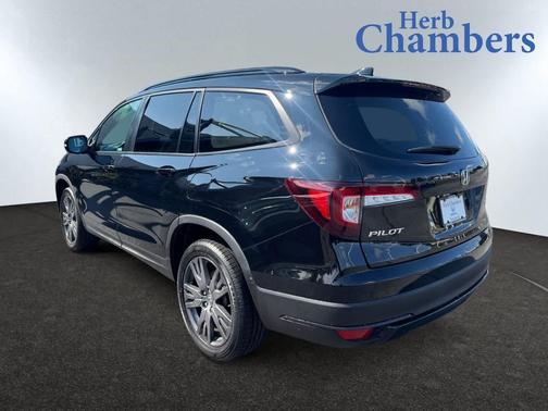 2022 Honda Pilot AWD Sport