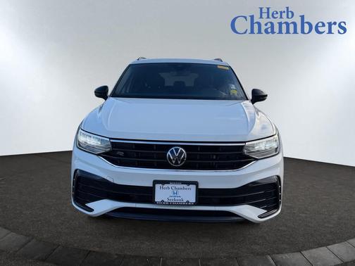 2022 Volkswagen Tiguan 2.0T SE R-Line Black 4MOTION