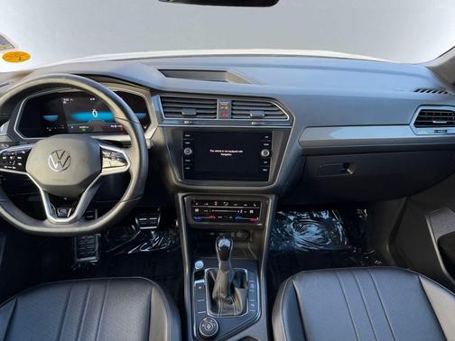 2022 Volkswagen Tiguan 2.0T SE R-Line Black 4MOTION