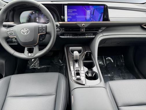 Oxygen White 2026 Toyota Crown XLE