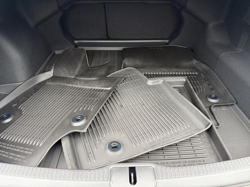 Oxygen White 2026 Toyota Crown XLE