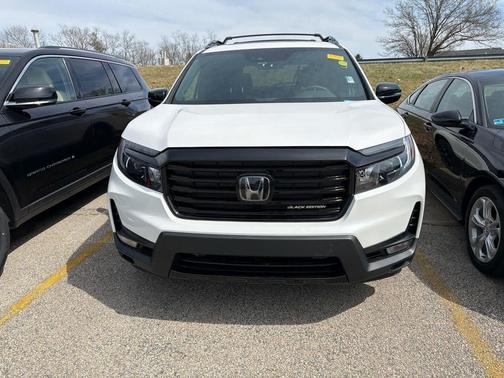 2025 Honda Passport AWD Black
