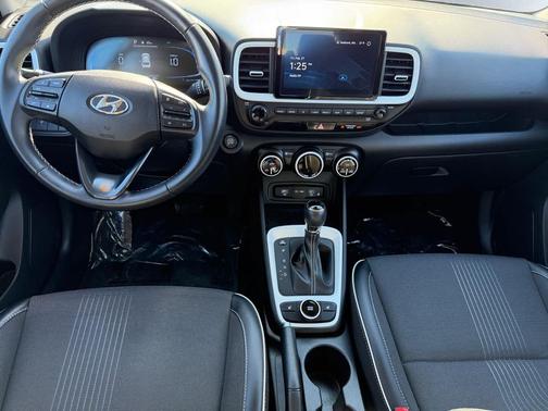 2023 Hyundai VENUE Limited