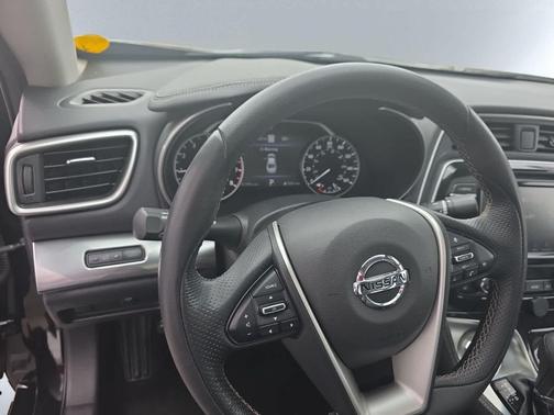 Super Black 2020 Nissan Maxima 3.5 SL