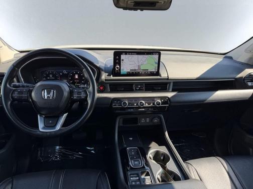 2023 Honda Pilot AWD Elite