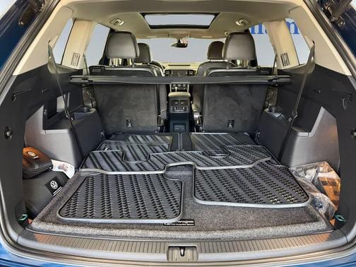 2022 Volkswagen Atlas 3.6L SE w/Technology