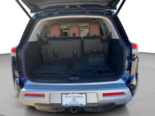 2023 Nissan Pathfinder Platinum 4WD