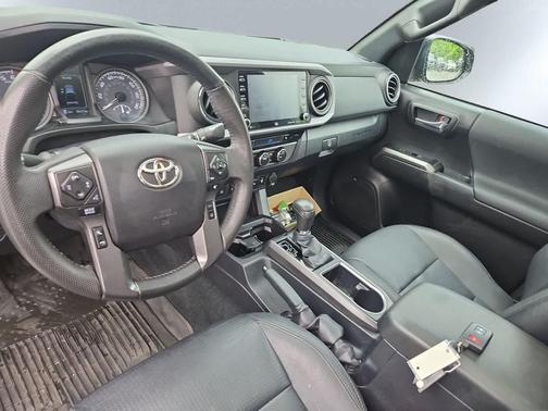 2022 Toyota Tacoma TRD Sport