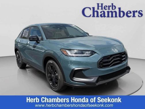 Nordic Forest Pearl 2027 Honda HR-V Sport