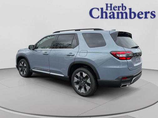 Sonic Gray Pearl 2026 Honda Pilot Elite