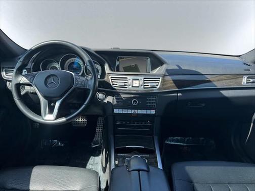 2016 Mercedes-Benz E-Class 4MATIC