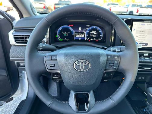 2025 Toyota Camry XLE