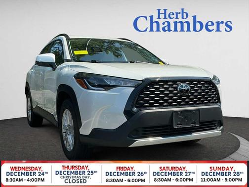 2022 Toyota Corolla Cross LE