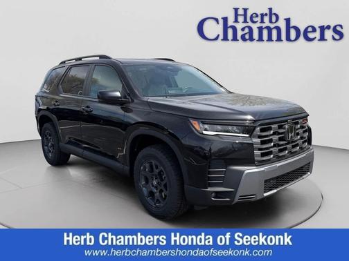 BK Black 2026 Honda Pilot TrailSport