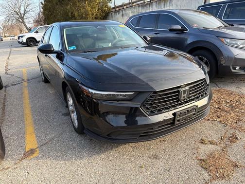 Crystal Black Pearl 2023 Honda Accord LX 1.5T